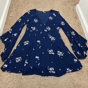 Free People Jasmine Embroidered Navy Blue Mini Dress Sz 8 Bell Sleeve